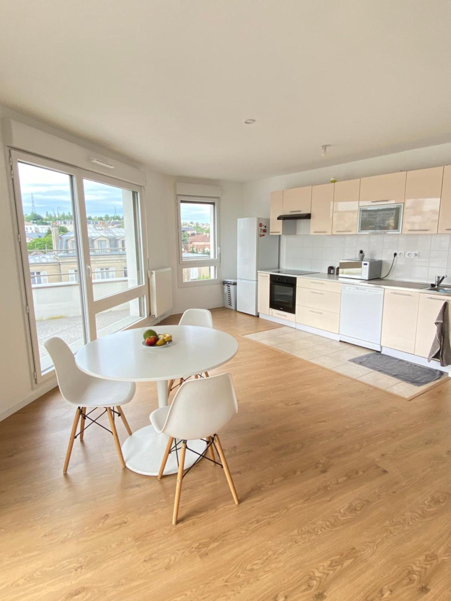Appartamento Charme Citadin Villemomble Esterno foto